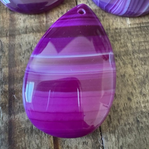 Large Tear Drop Violet Banded Agate Pendant/Cabochon - Picture 3 of 4